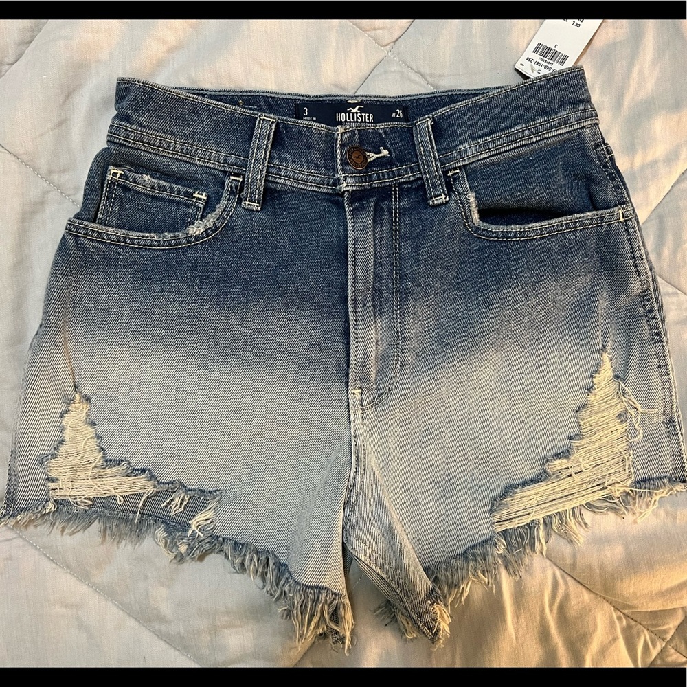 Size 3 Hollister High-Waisted Jean Shorts